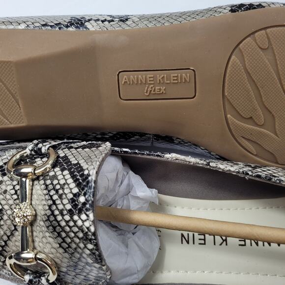Anne Klein Octabia Embossed Bit Loafer size 7 1/2M - Picture 10 of 13